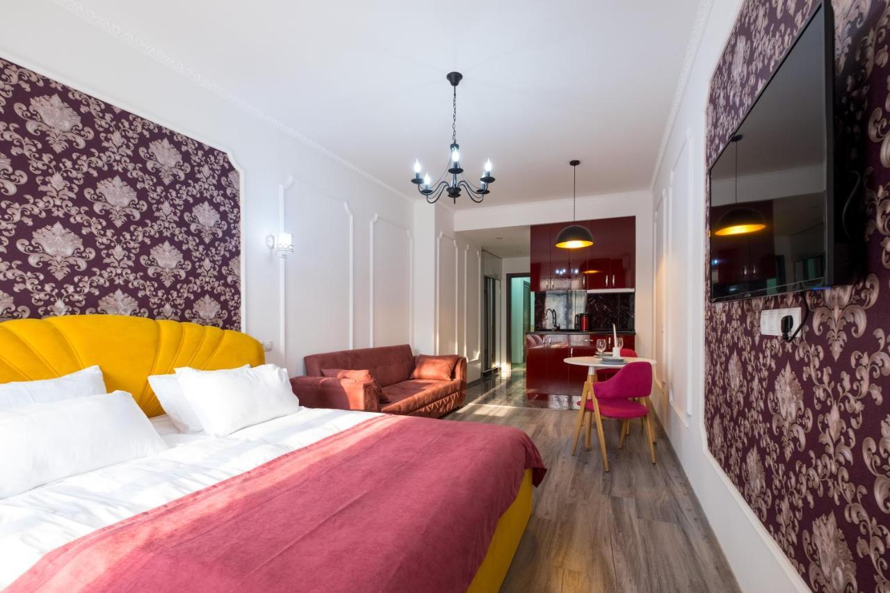 Iren River Side Apartments Тбілісі Екстер'єр фото