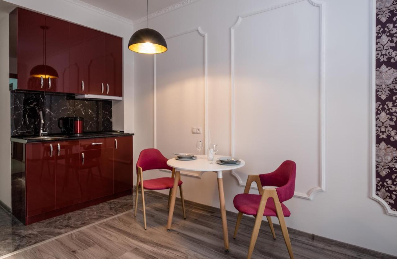 Iren River Side Apartments Тбілісі Екстер'єр фото