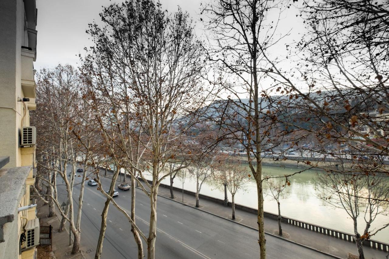 Iren River Side Apartments Тбілісі Екстер'єр фото